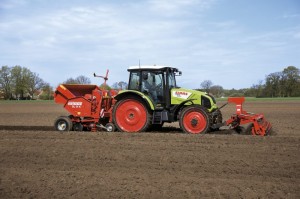 CLAAS Axos 310