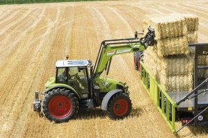 CLAAS Axos 330